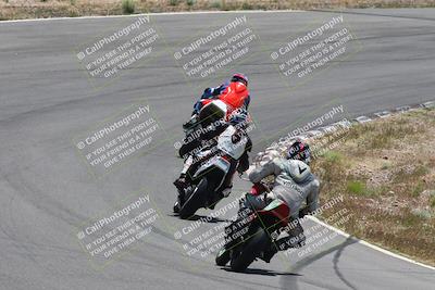 media/Apr-20-2025-AHRMA (Sun) [[393a79c373]]/Race/Group 5/Turn 4b/